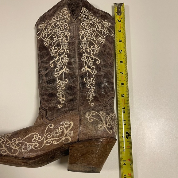 Corral Vintage Leather Boots - Picture 10 of 10